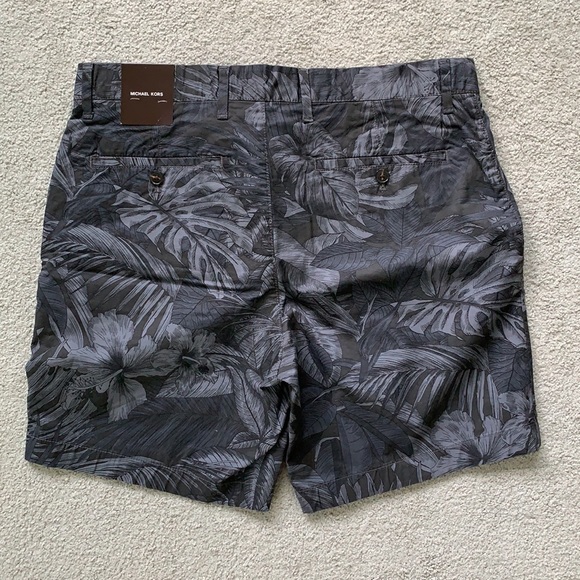Michael Kors Palm Print Shorts (NWT) - Picture 2 of 6